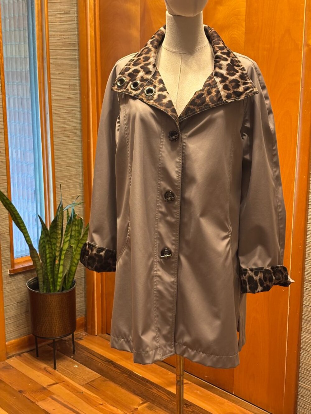 Vintage Leopard Lined Raincoat by Neyelle